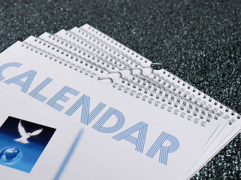 Mehrseitige Wandkalender 