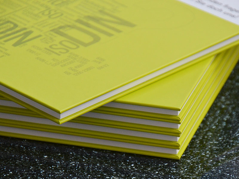 HardcoverBücher drucken schnell & günstig